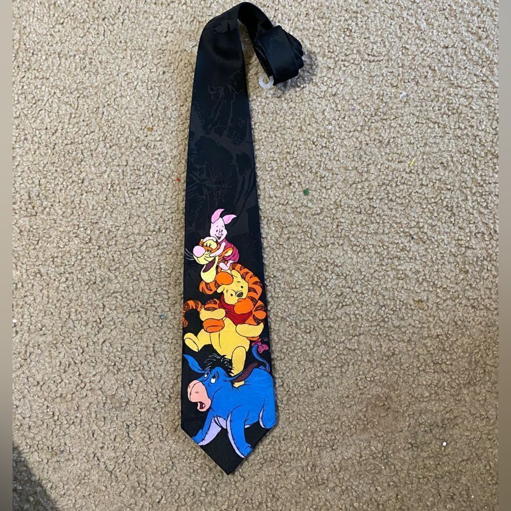 Vintage Pooh Neck Tie